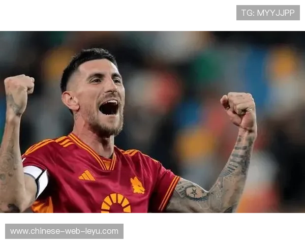 乌迪内斯对阵罗马半场闷平，球迷烟火干扰致比赛短暂中断