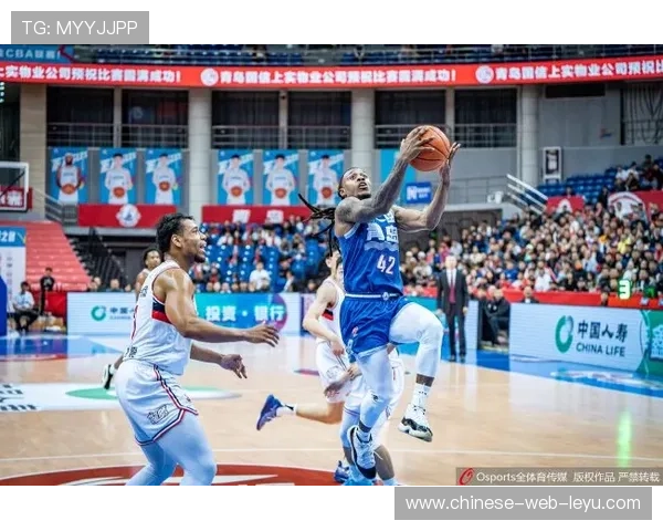 中国球员杨瀚森新秀赛高效砍下10分2篮板 中国球员杨瀚森新秀赛高效砍下10分2篮板